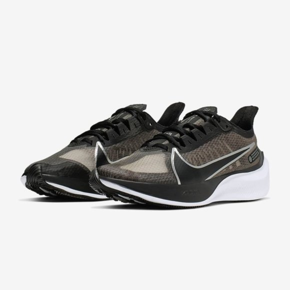 nike zoom gravity drop